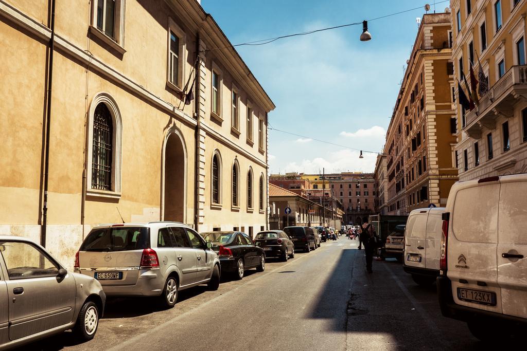 Bmga L Stylish Industrial Termini Apartment Rome Exterior photo